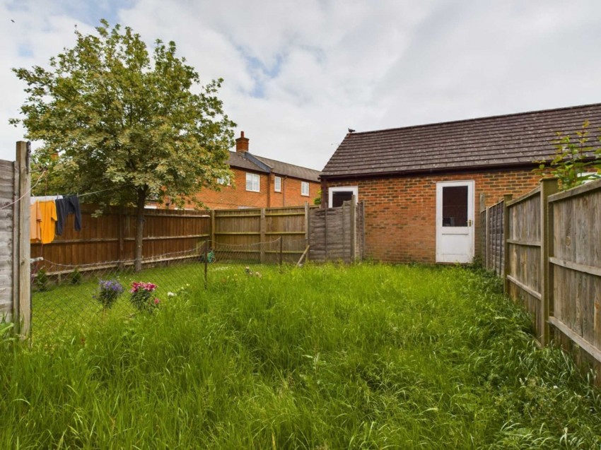 Images for Mill Meadow, Fairford Leys, Aylesbury