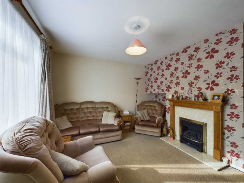 Images for Narbeth Drive, Broughton, Aylesbury