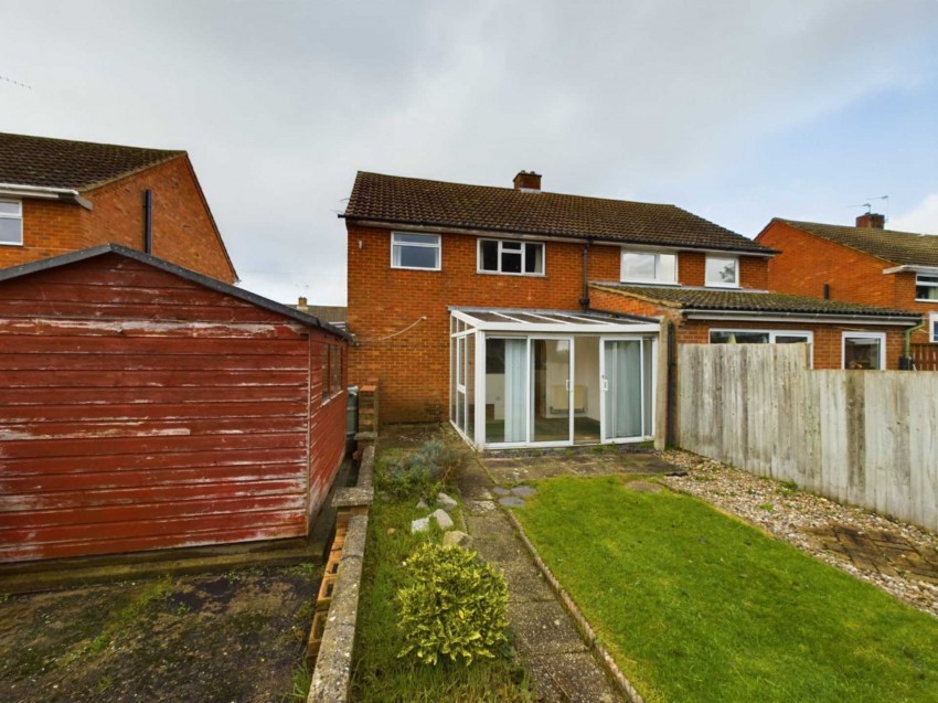 Images for Finmere Crescent, Bedgrove, Aylesbury,
