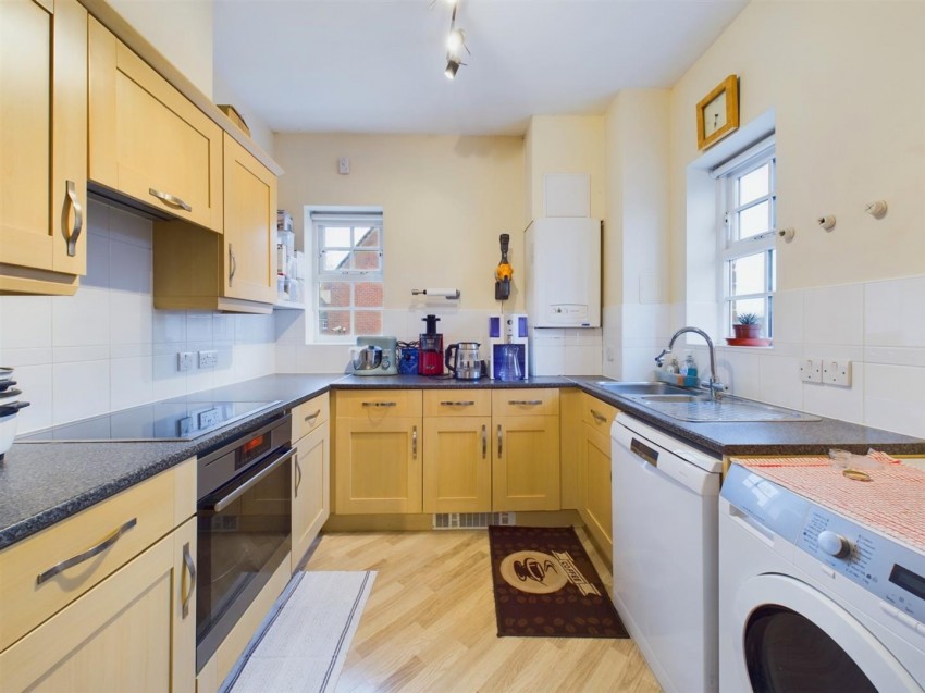 Images for Florey Gardens, Aylesbury, Buckinghamshire