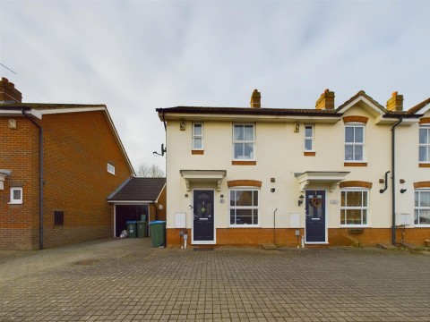 View Full Details for Horton Close, Fairford Leys, Aylesbury