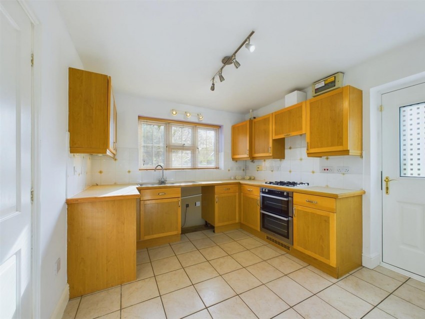 Images for Church Farm Close, Bierton, Aylesbury