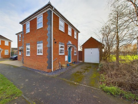 View Full Details for Lark Vale, Watermead, Aylesbury