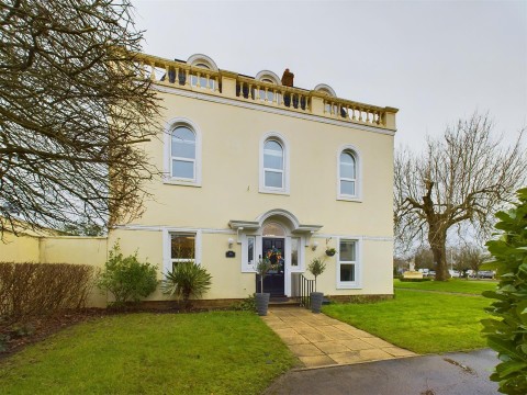 View Full Details for Pipit Gardens, Watermead, Aylesbury