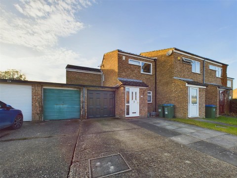 View Full Details for Charmfield Road, Aylesbury, Buckinghamshire
