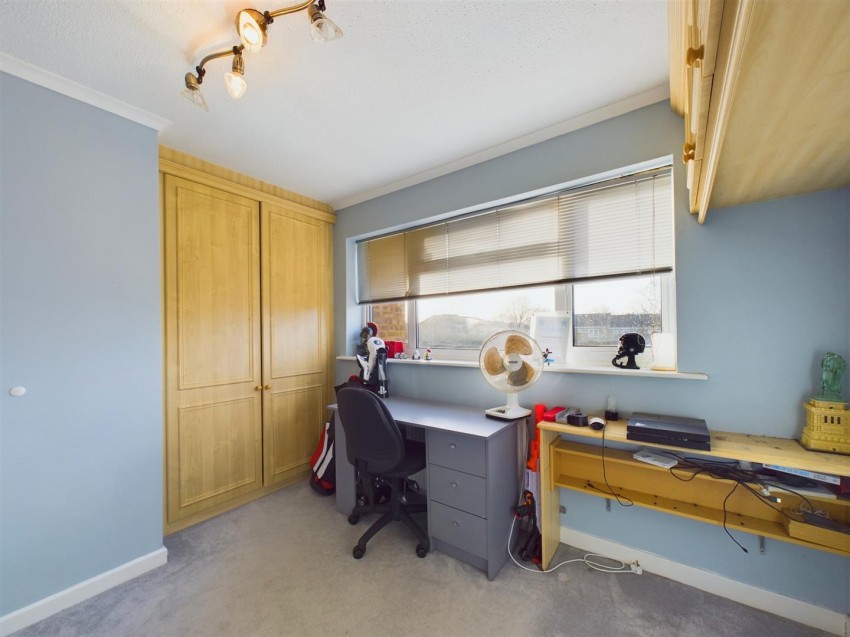 Images for Charmfield Road, Aylesbury, Buckinghamshire
