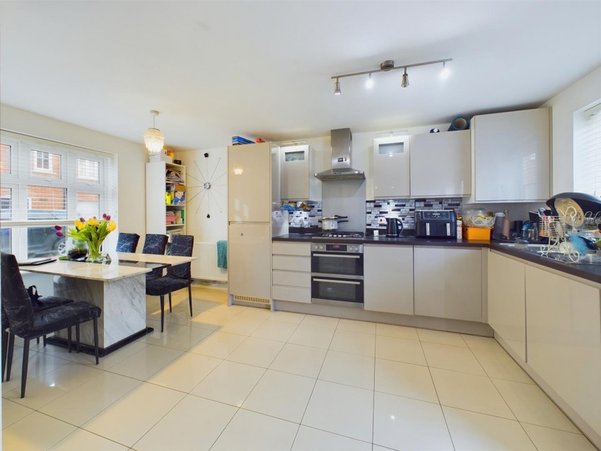Images for Chaundler Drive, Buckingham Park, Aylesbury
