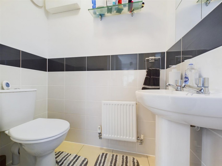 Images for Chaundler Drive, Buckingham Park, Aylesbury