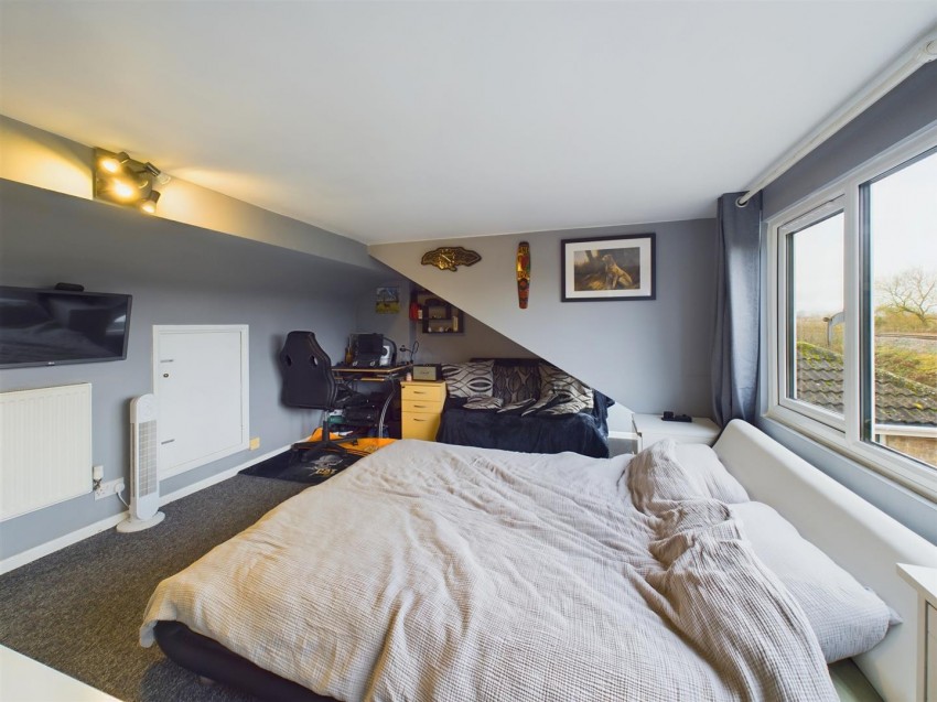 Images for Dalesford Road, Stoke Grange, Aylesbury
