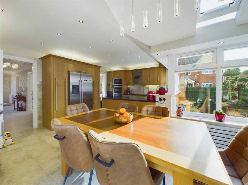 Images for Pintail Close, Watermead, Aylesbury