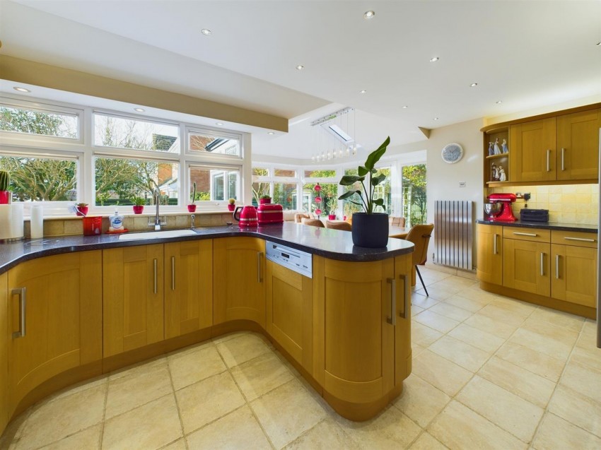 Images for Pintail Close, Watermead, Aylesbury