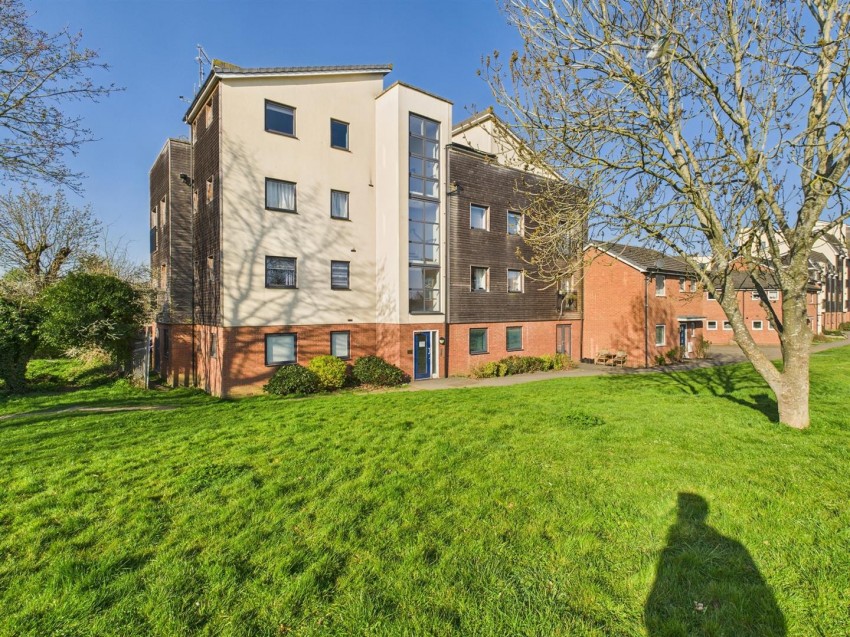 Images for Quercetum Close, Aylesbury, Buckinghamshire