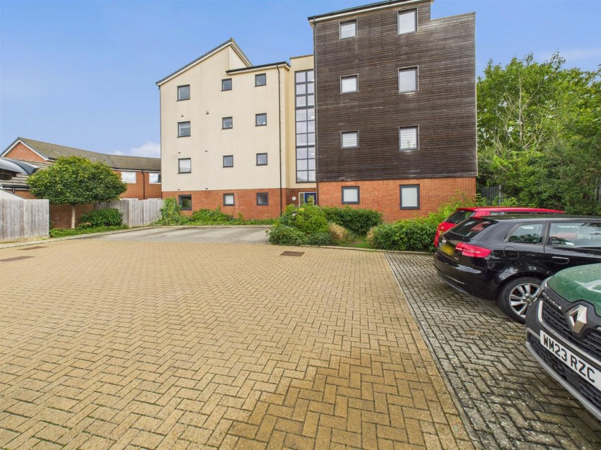 Images for Quercetum Close, Aylesbury, Buckinghamshire