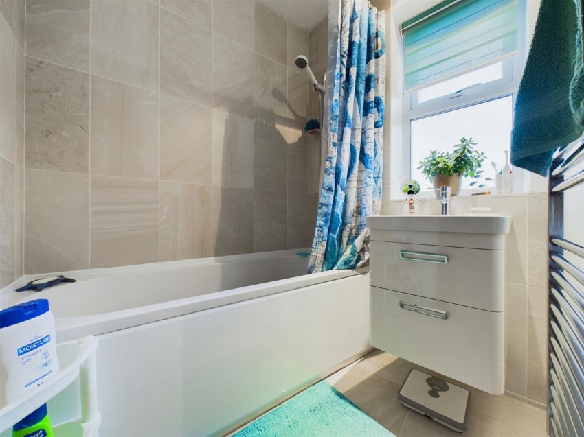 Images for Westmorland Avenue, Aylesbury, Buckinghamshire