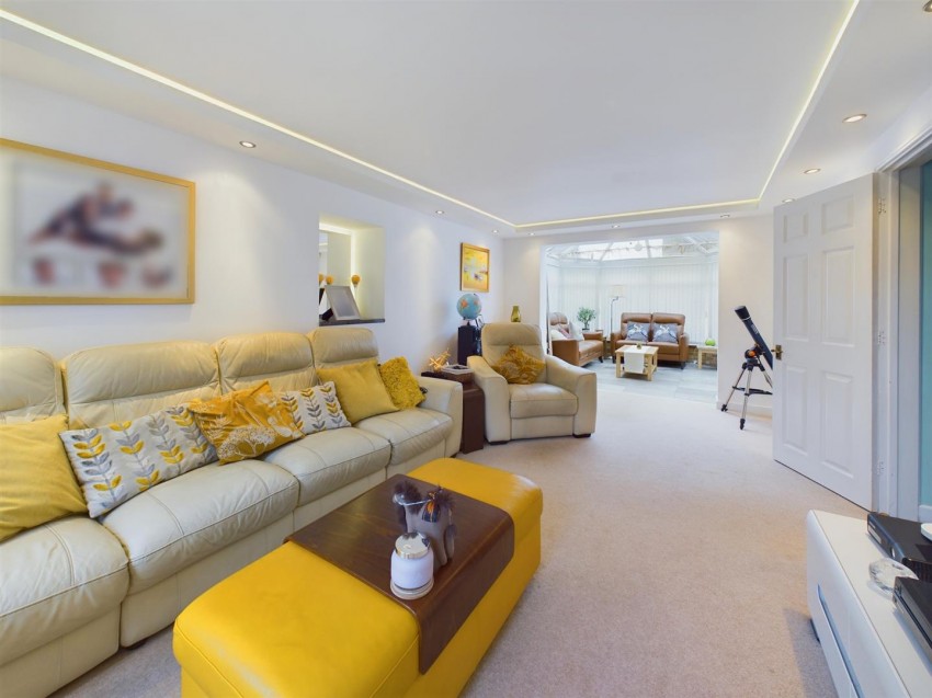 Images for Raven Close, Watermead, Aylesbury