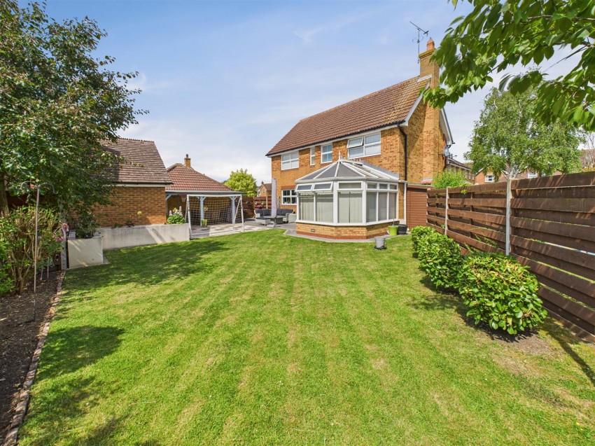 Images for Raven Close, Watermead, Aylesbury