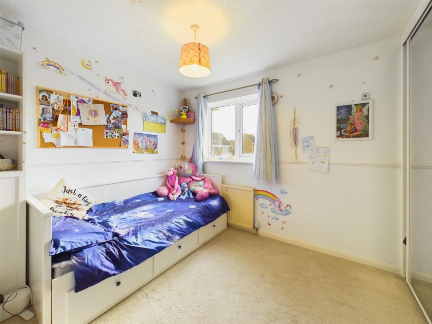 Images for Miles End, Aylesbury, Buckinghamshire