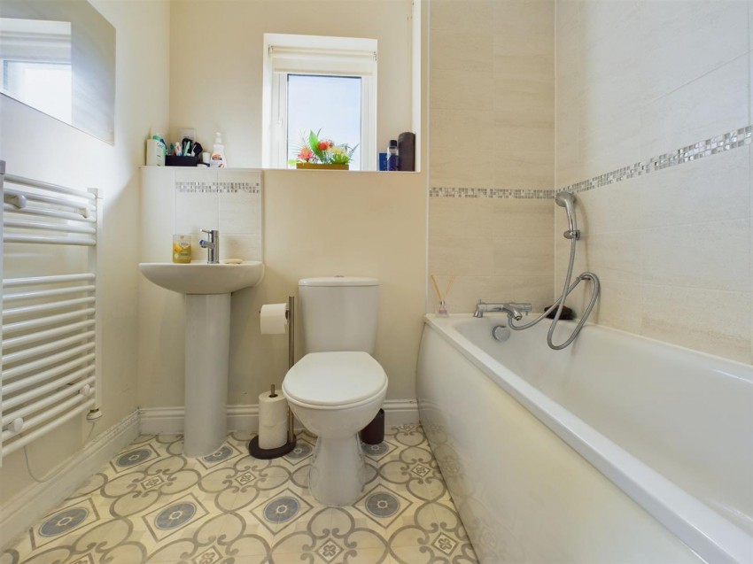 Images for Quercetum Close, Aylesbury, Buckinghamshire