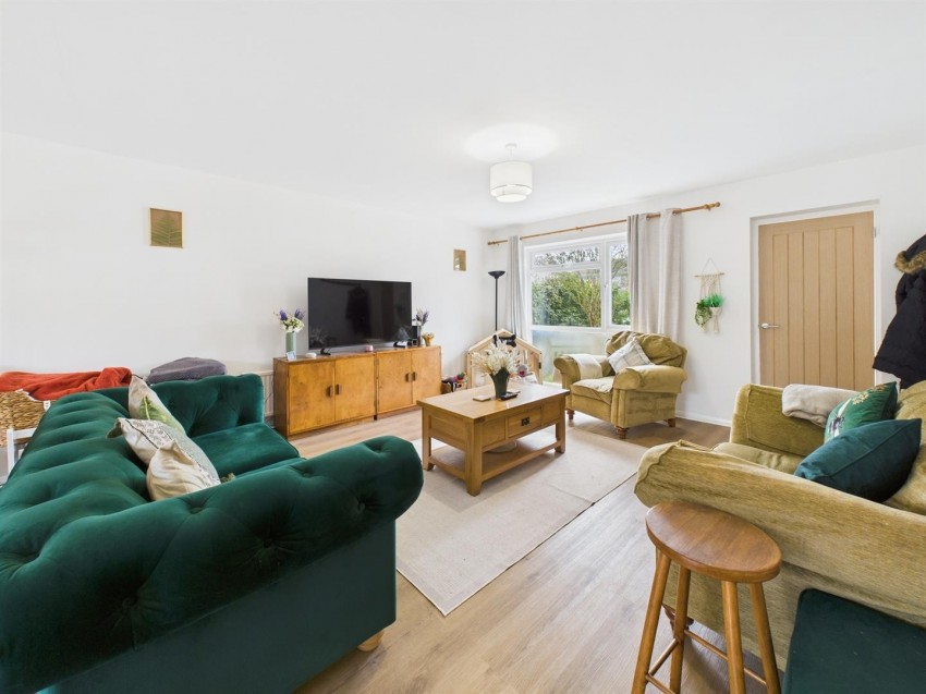 Images for Brompton Close, Meadowcroft, Aylesbury