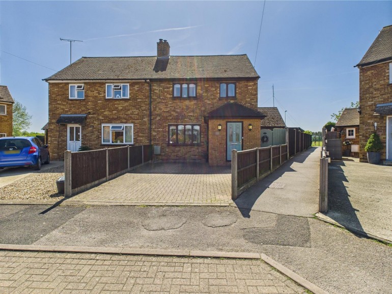 Goss Avenue, Waddesdon, Aylesbury