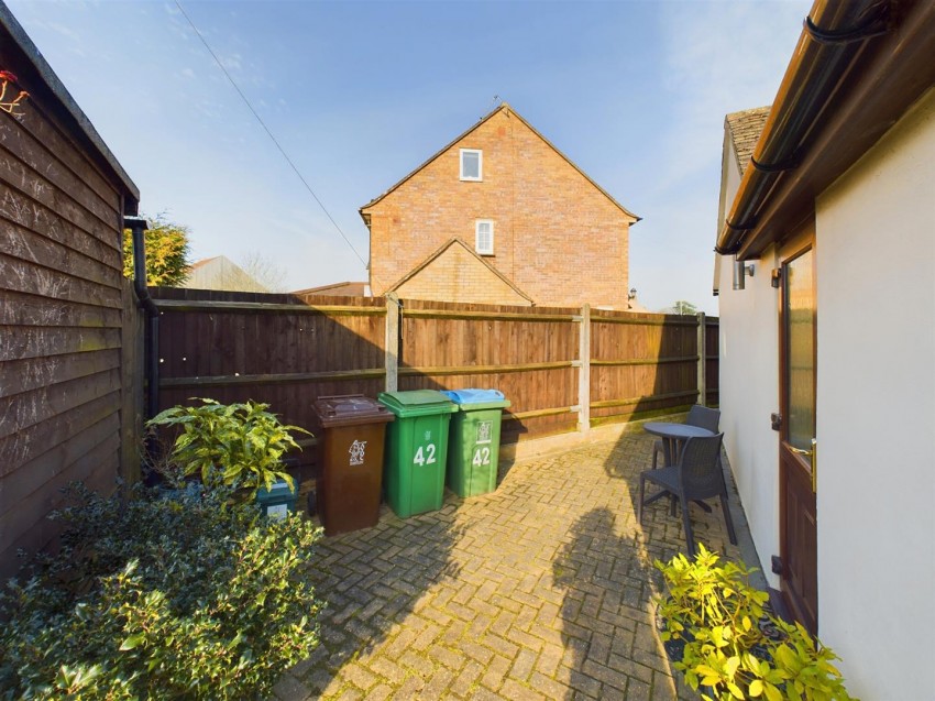 Images for Goss Avenue, Waddesdon, Aylesbury