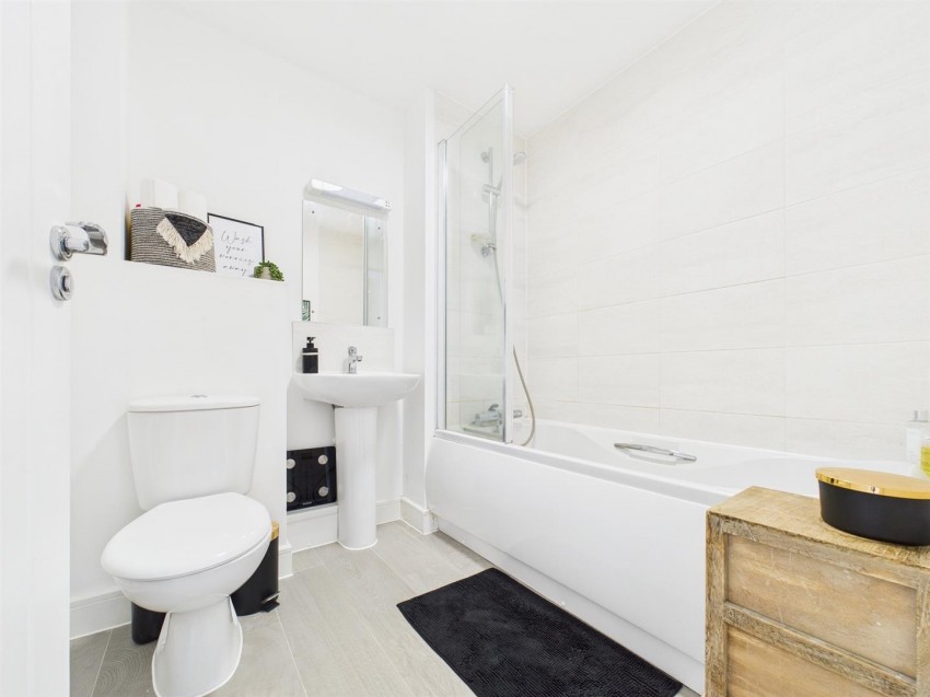 Images for Boulton Road, Weston Turville, Aylesbury
