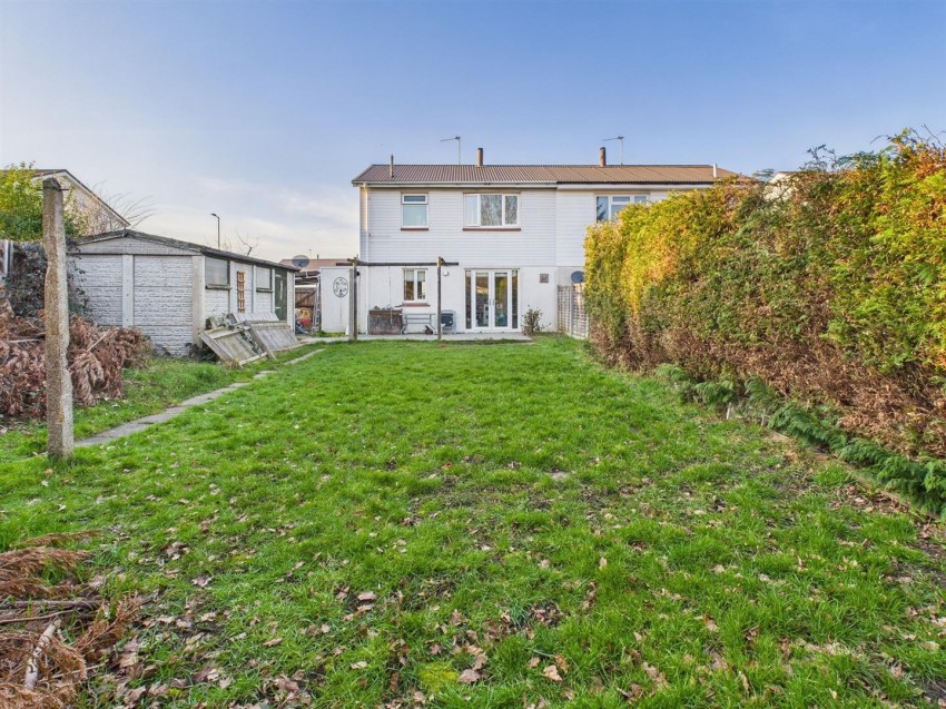 Images for Prebendal Avenue, Southcourt, Aylesbury