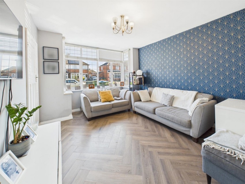 Images for Cromwell Avenue, Aylesbury, Buckinghamshire
