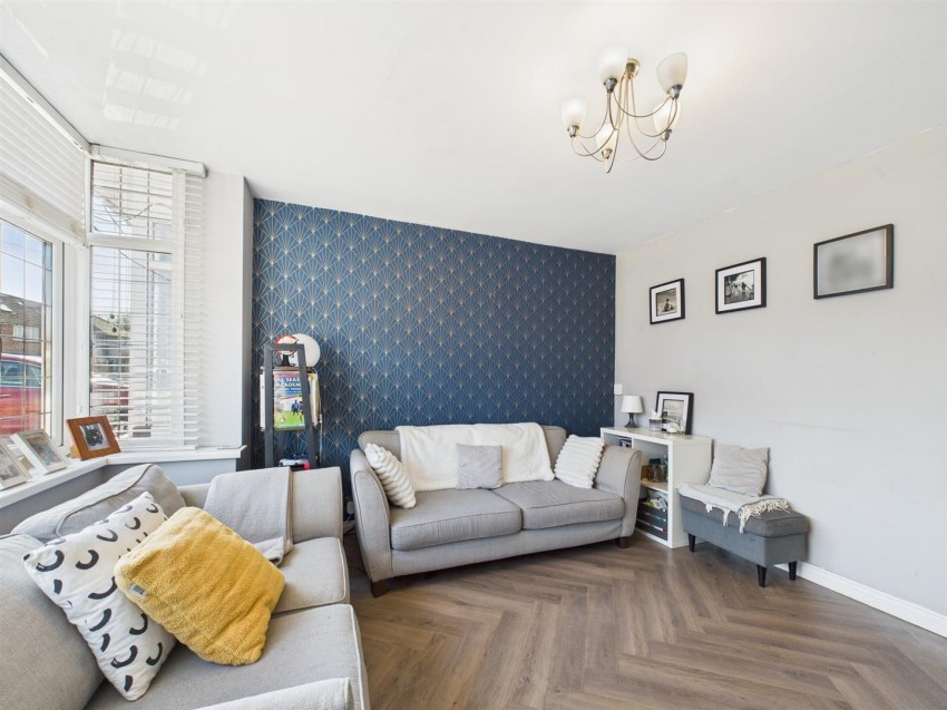 Images for Cromwell Avenue, Aylesbury, Buckinghamshire