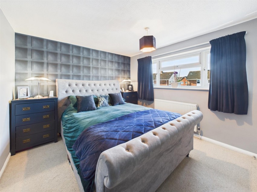 Images for Gilmore Road, Elmhurst, Aylesbury