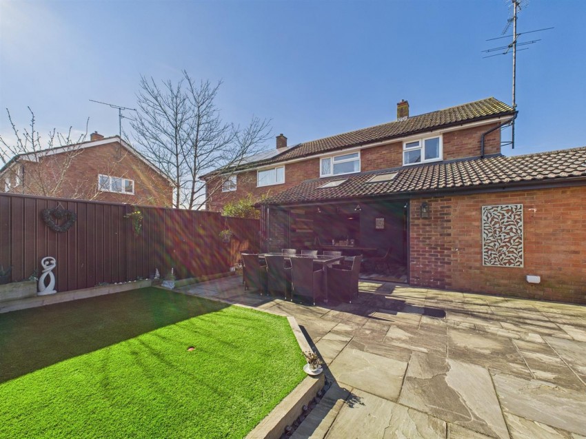 Images for Gilmore Road, Elmhurst, Aylesbury