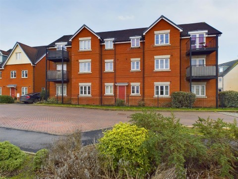 View Full Details for Carrick Street, Berryfields, Aylesbury