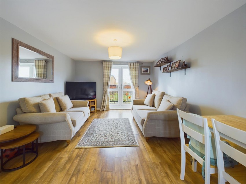 Images for Carrick Street, Berryfields, Aylesbury