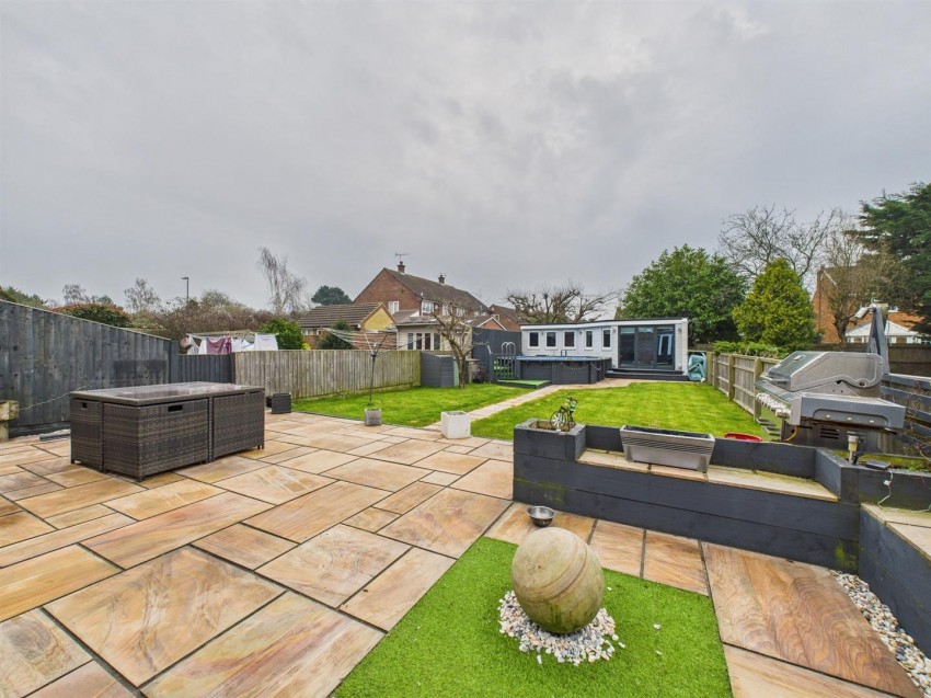 Images for Tring Road, Aylesbury, Buckinghamshire