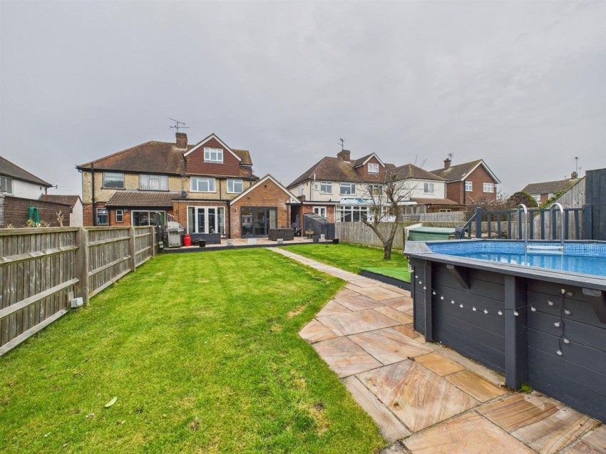 Images for Tring Road, Aylesbury, Buckinghamshire