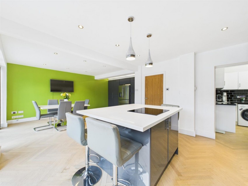 Images for Tring Road, Aylesbury, Buckinghamshire