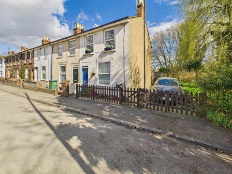 View Full Details for Park Street, Aylesbury, Buckinghamshire
