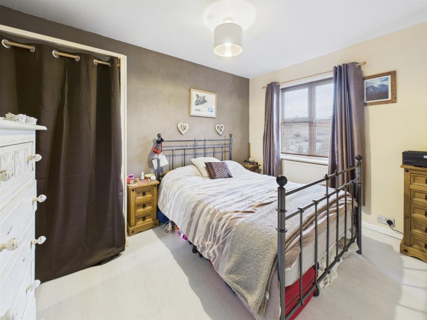 Images for Isis Close, Hawkslade, Aylesbury