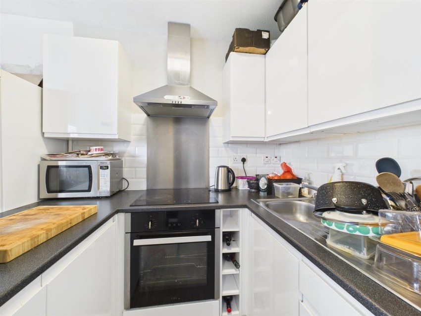 Images for Long Meadow, Bedgrove, Aylesbury