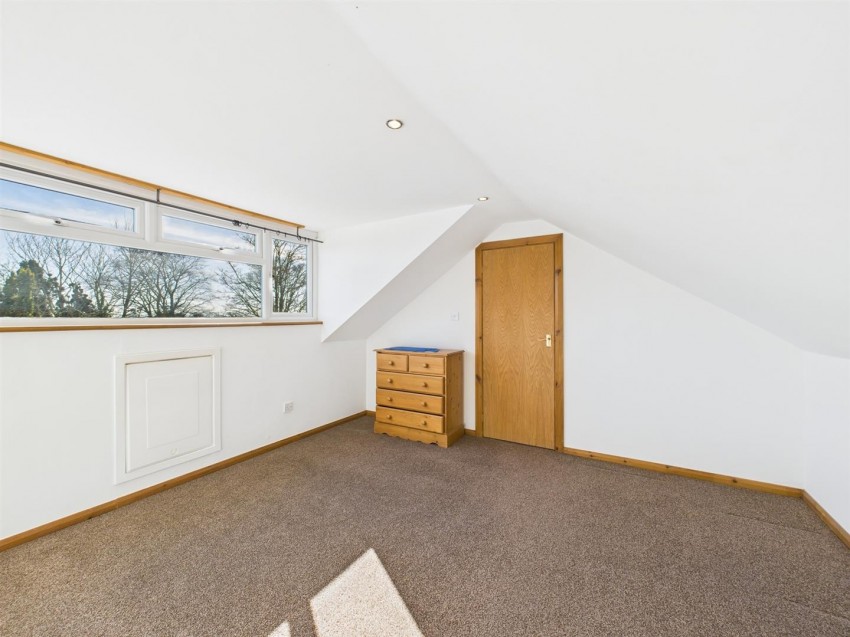 Images for Oxford Road, Stone, Aylesbury