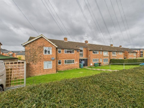 View Full Details for Victoria Street, Aylesbury, Buckinghamshire