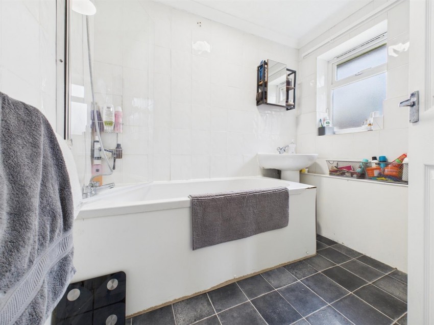 Images for Victoria Street, Aylesbury, Buckinghamshire
