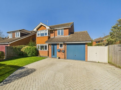 View Full Details for The Spiert, Stone, Aylesbury