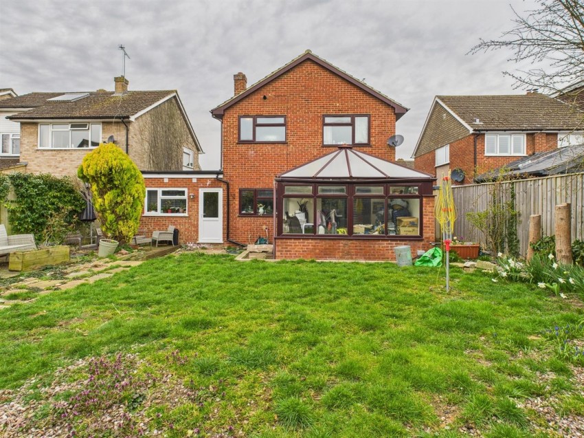 Images for Dovecote Close, Haddenham, Aylesbury