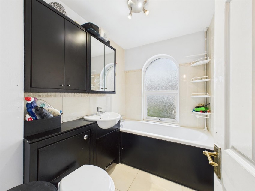 Images for The Comfrey, Watermead, Aylesbury