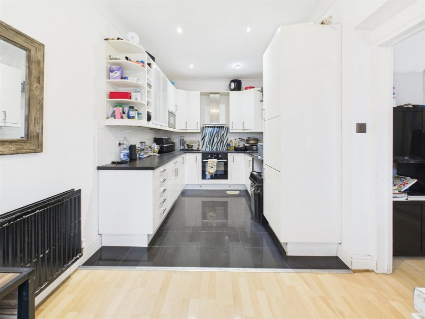 Images for The Comfrey, Watermead, Aylesbury