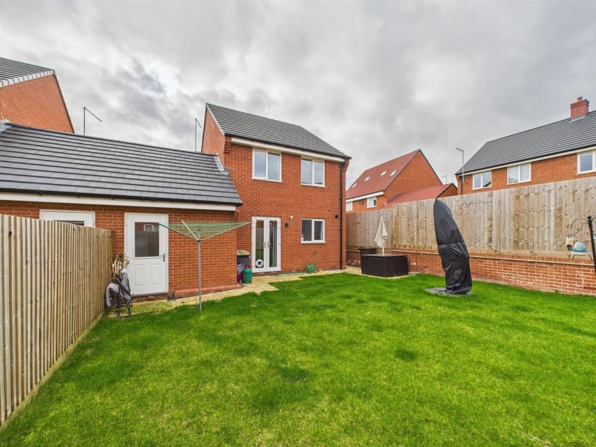 Images for Keepsake Way, Berryfields, Aylesbury
