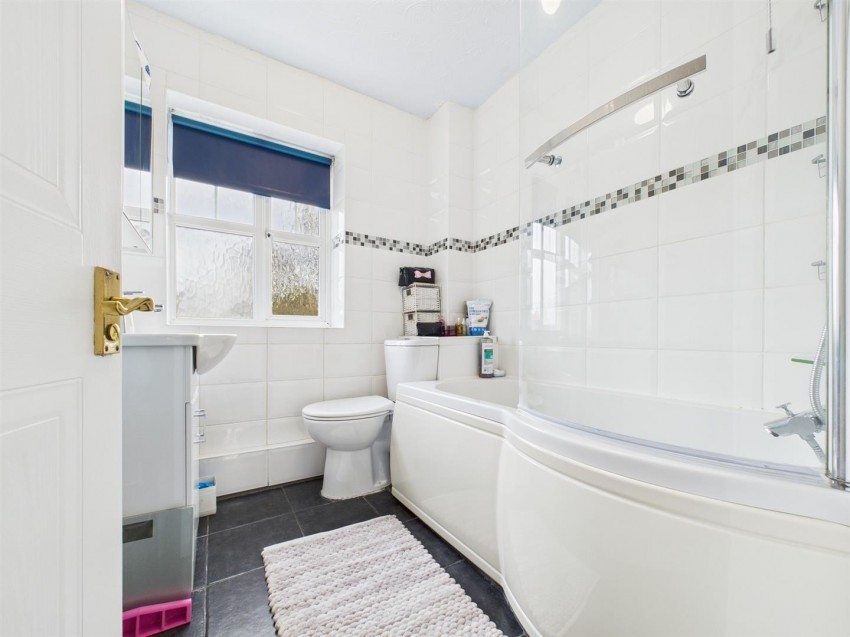 Images for Friarscroft Way, Aylesbury, Buckinghamshire