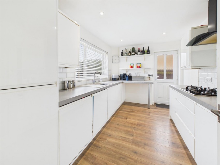 Images for Charmfield Road, Stoke Grange, Aylesbury