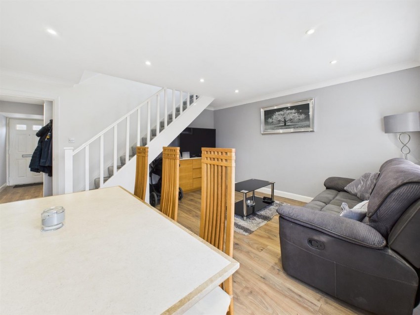 Images for Charmfield Road, Stoke Grange, Aylesbury